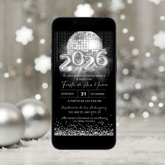 Elegant Spanish 2026 Silver New Year Invitation
